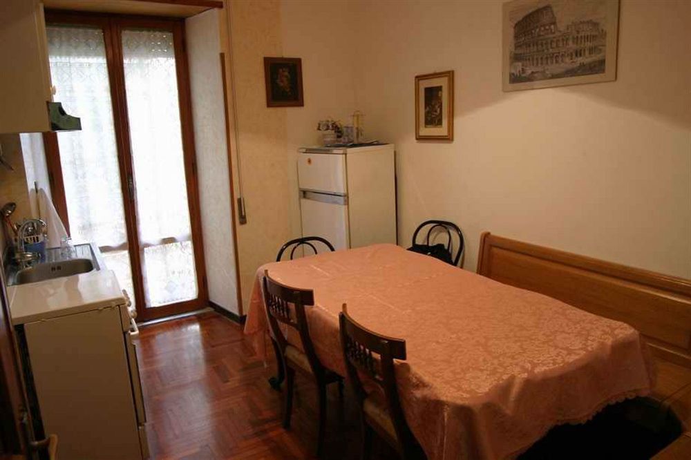 Vatican Rooms Guest House Рим Экстерьер фото